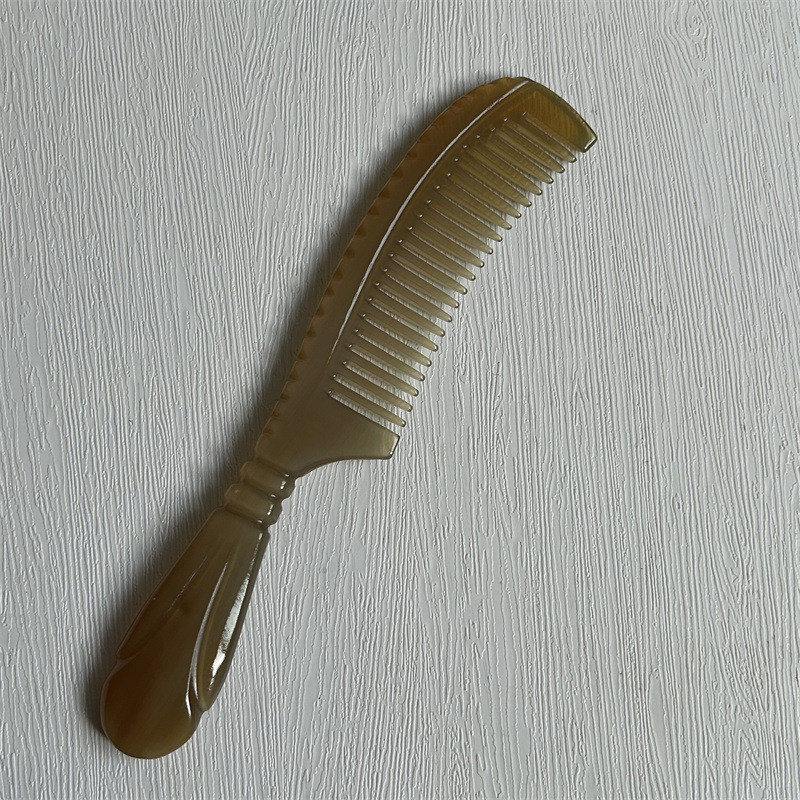Natural Horn Comb 18cm Round Handle Massage Comb for Hair and Scalp Care preparation