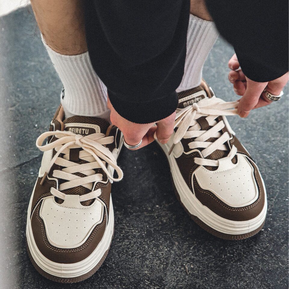 Giày thể thao nam sneaker cổ thấp đế bằng kiểu Mỹ thời trang — K88 m màu nâu, K88 m màu đen