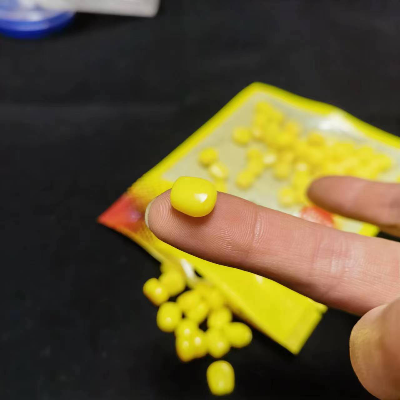 Bait road simulation flavor floating soft rubber corn grain fake lure soft corn grain general freshwater universal stage fishing heat simulation