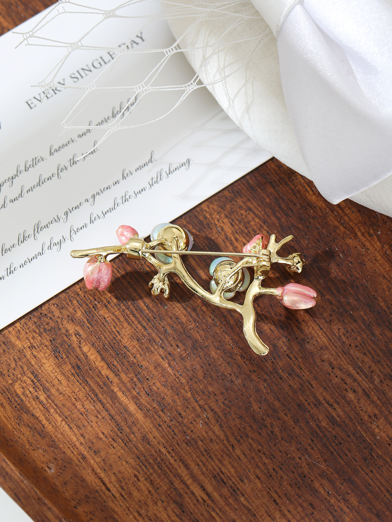 2026 Retro Chinese-Style Enamel Pink Flower Brooch Elegant Women's Qipao Accessory Anti-Exposure Personalized Peach Blossom Brooch