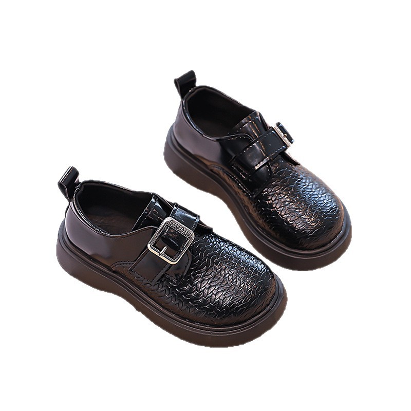 Zapatos de cuero para niñas 2025 primavera y otoño nuevos zapatos de estilo de princesa de moda con suela suave negra estilo británico zapatos de moda