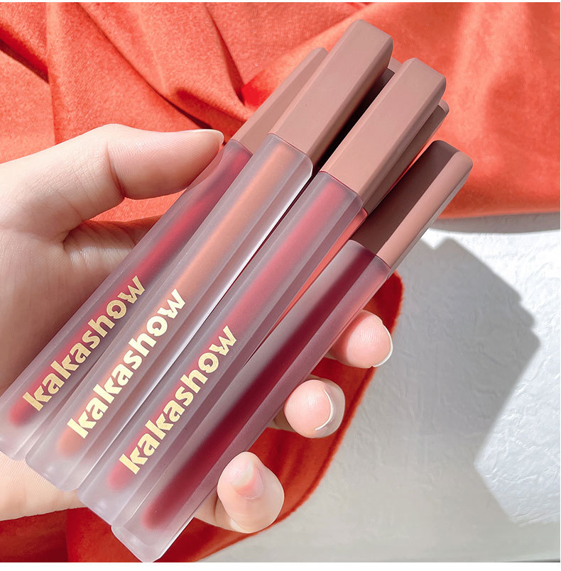 kakashow Light satin powder misty velvet matte lip gloss makes the lips look fair and red, and is not easy to stick to cups. Air lip gloss for women undefined