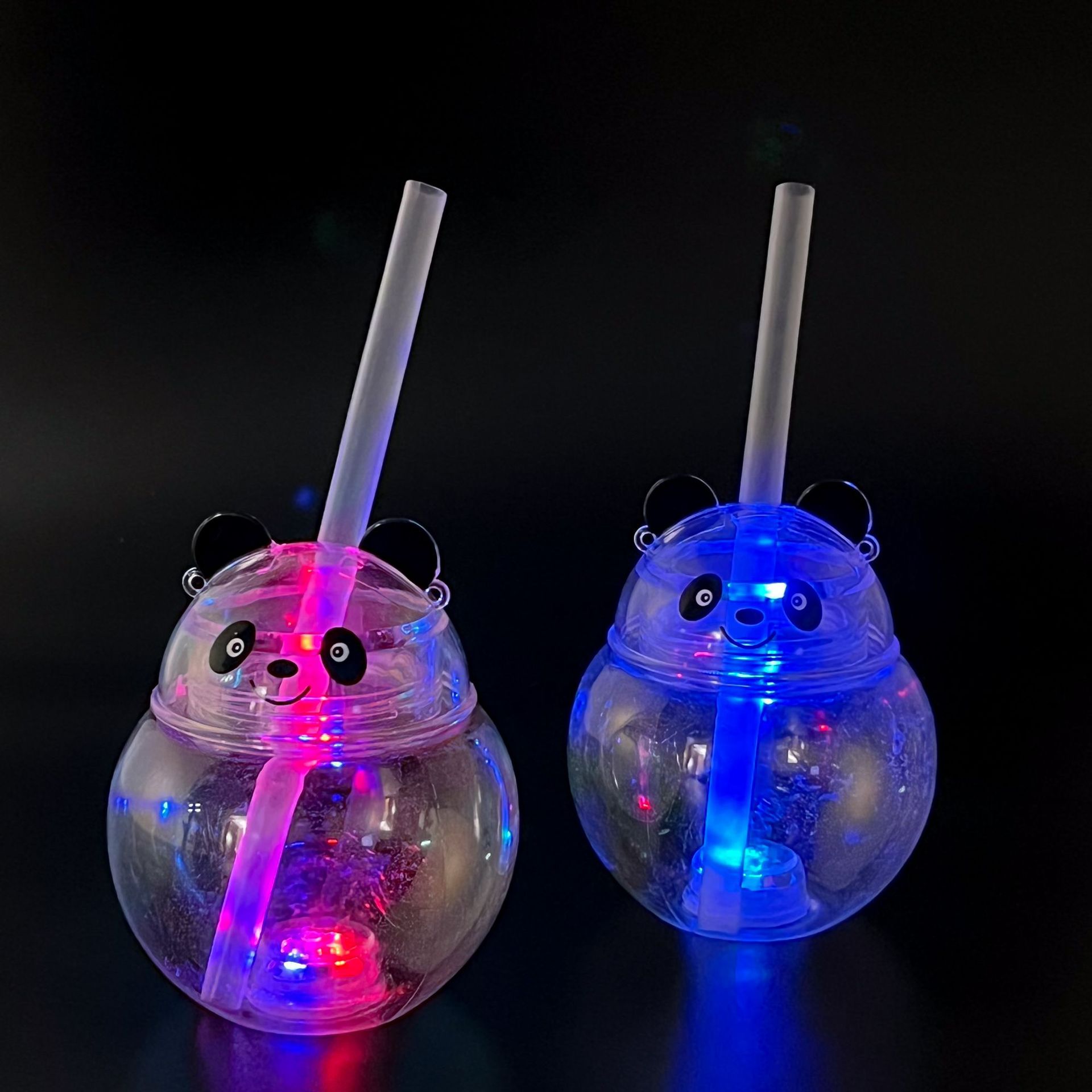 빛이 있는 팬더