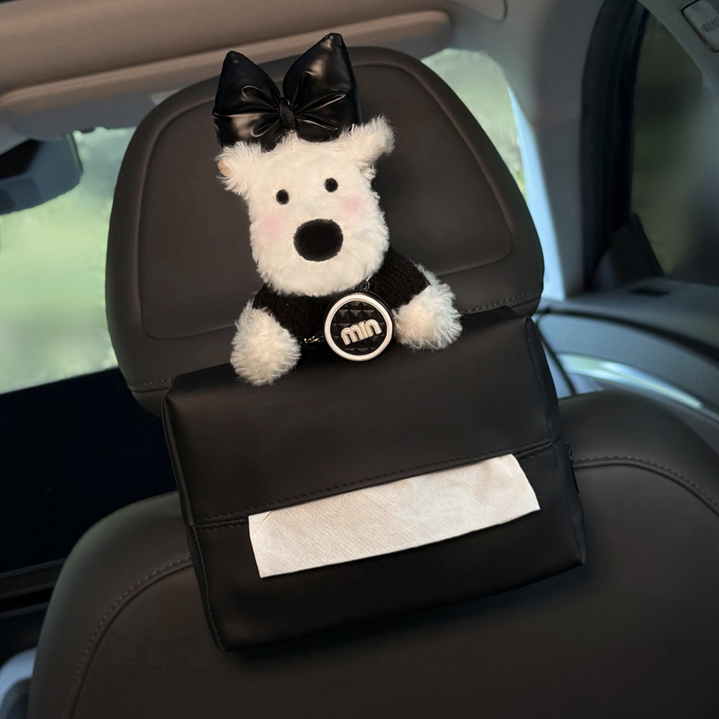 2026 New Cute West Highland Car Tissue Box, Hanging Type for Car Back Seat Headrest, High-End Style for Women