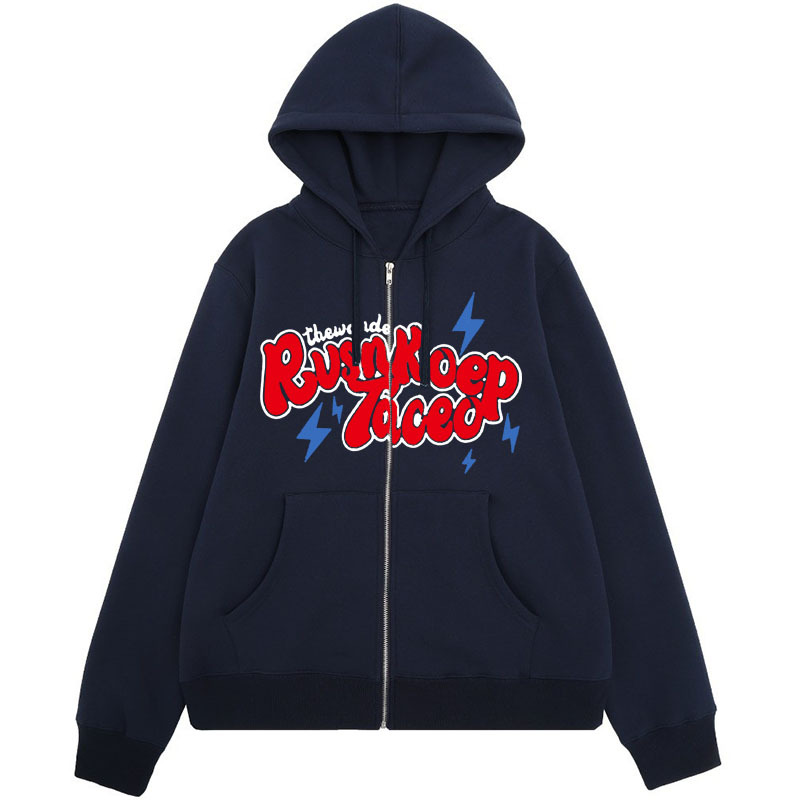 Fashionable sweatshirt with zipper