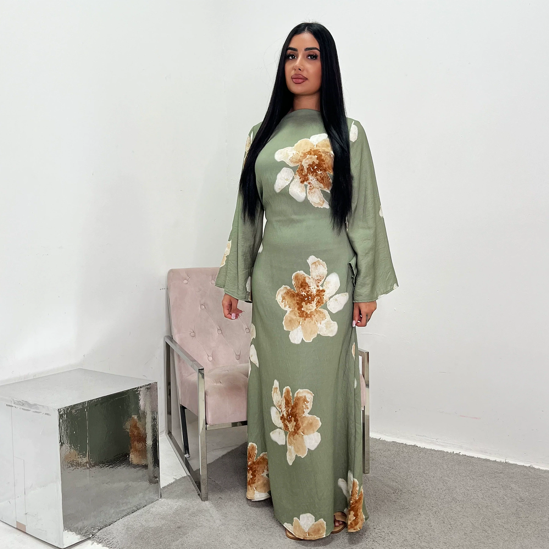 Платье длинойankle с принтом (Loriya) пояс на шнуровке и расклешёнными рукавами, эластичная ткань, размеры S–XL