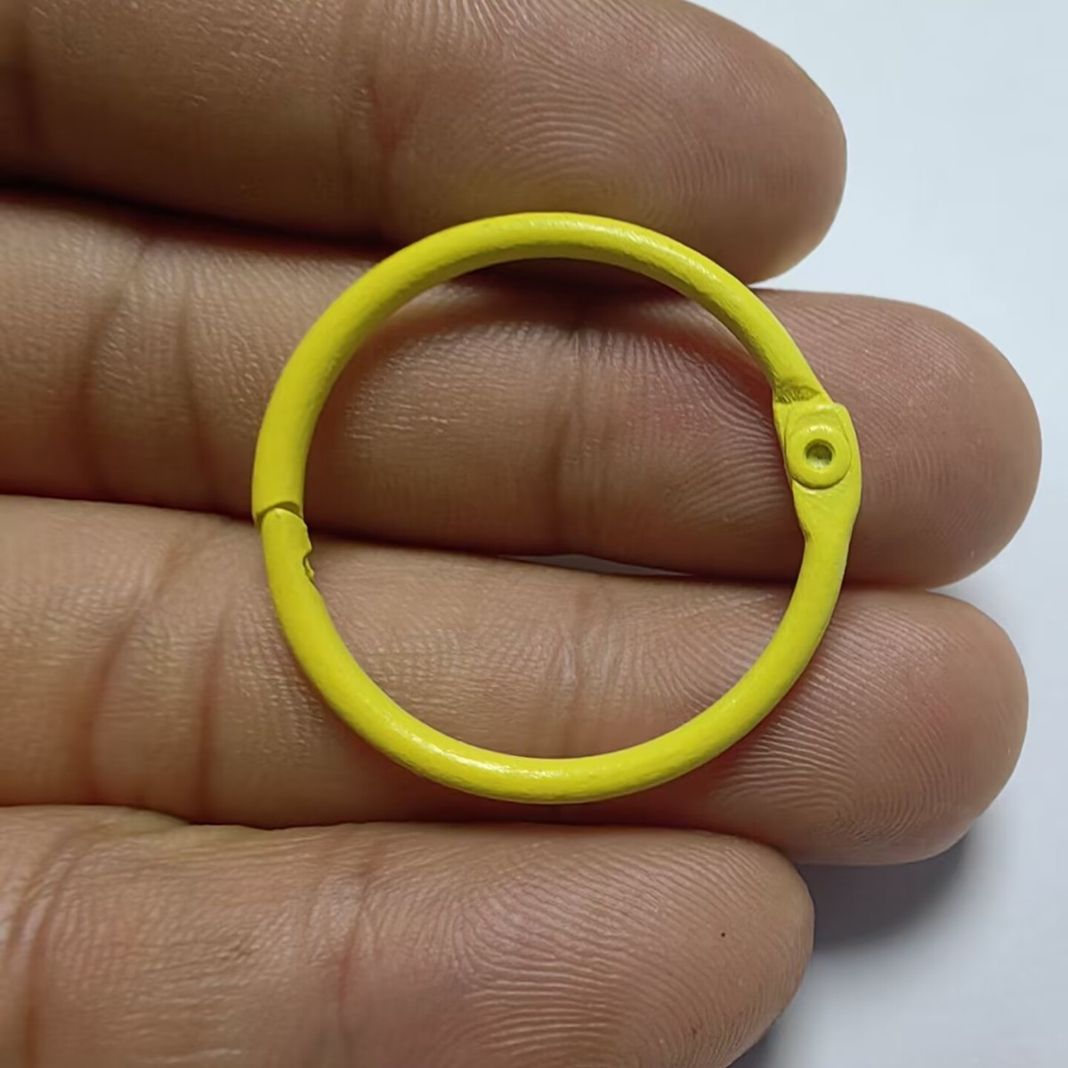 DIY accesorios de llavero 30mm hierro pintado colorido llavero redondo anillo de apertura de anillo de fijación