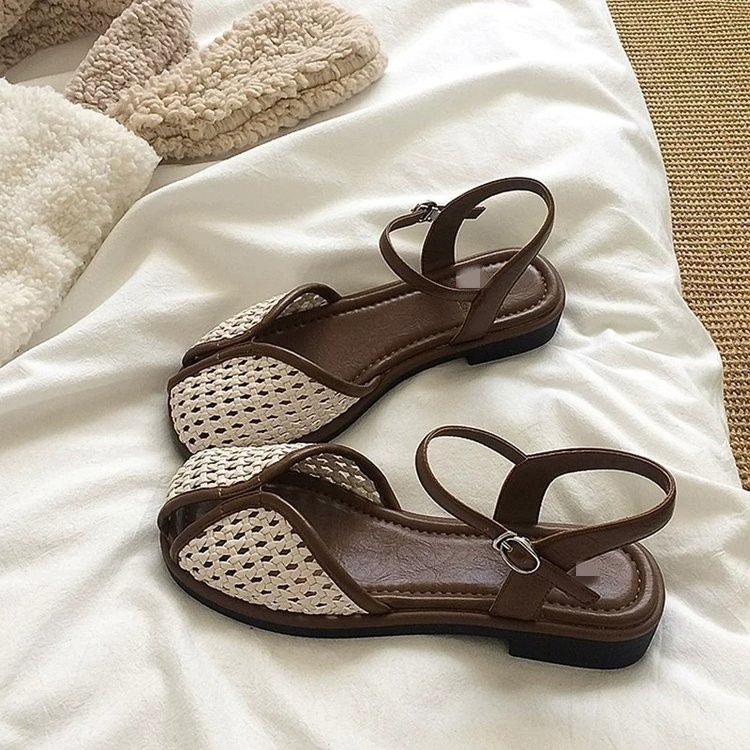 Baotou sandalias para mujeres 2026 nuevo verano coreano estilo retro hadas estilo casual suave zapatos romanos planos