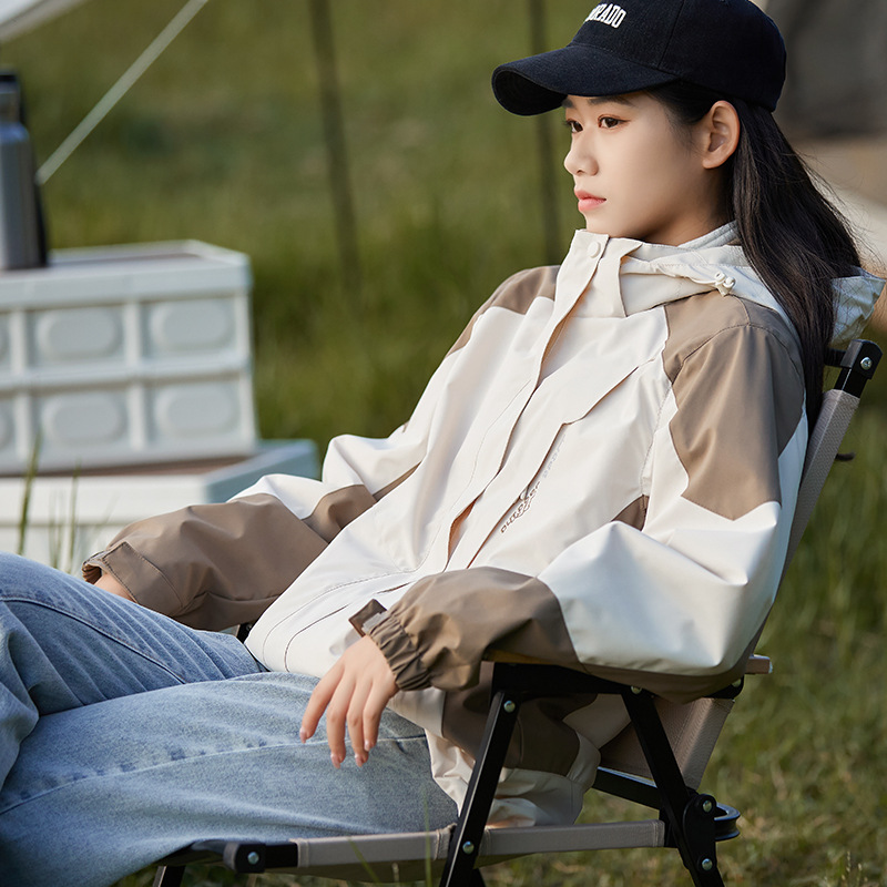 Nuevo abrigo impermeable a prueba de viento transfronterizo chaqueta interior con capuz para hombres herramientas de ropa de asalto al aire libre para mujeres