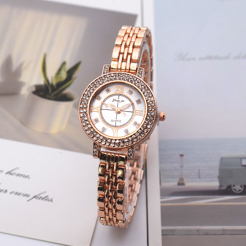 跨境外贸新款气质时尚手链镶钻男女手表小众轻奢情侣石英腕表厂家