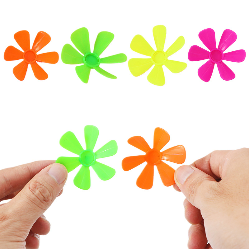 Nuevo puzzles infantiles transfronterizos pequeños juguetes boca soplado pequeño giroscopio tiendas pequeños regalos al por mayor