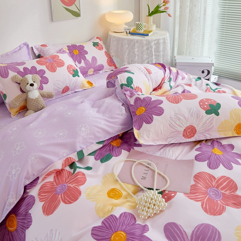 Комплект стеганого одеяла 150x180x200 м. Комплект студенческого общежития из трех частей.