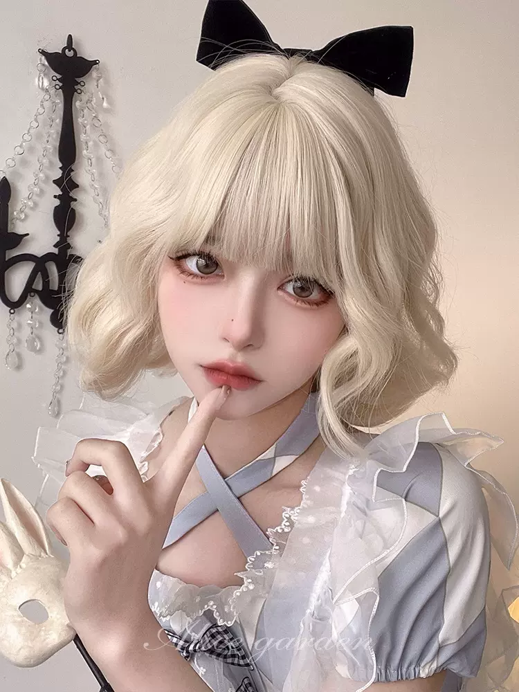 厂家批发 假发女短卷发白金色网红欧美风齐刘海逼真氛围感软妹假