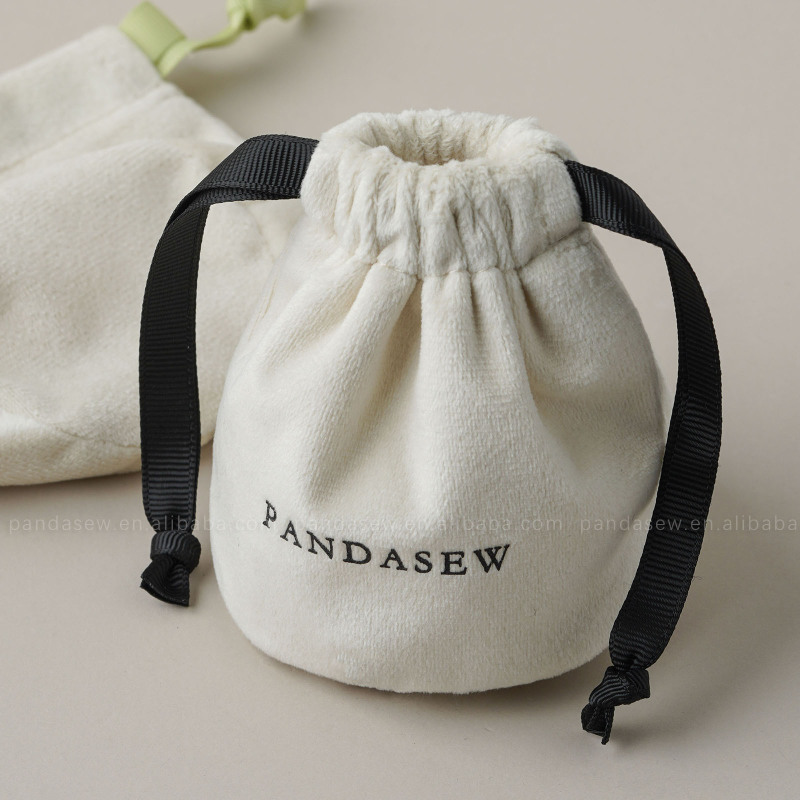 Pandasew印制logo薄款丽丝绒圆底束口袋收纳项链耳钉首饰抽绳袋|undefined