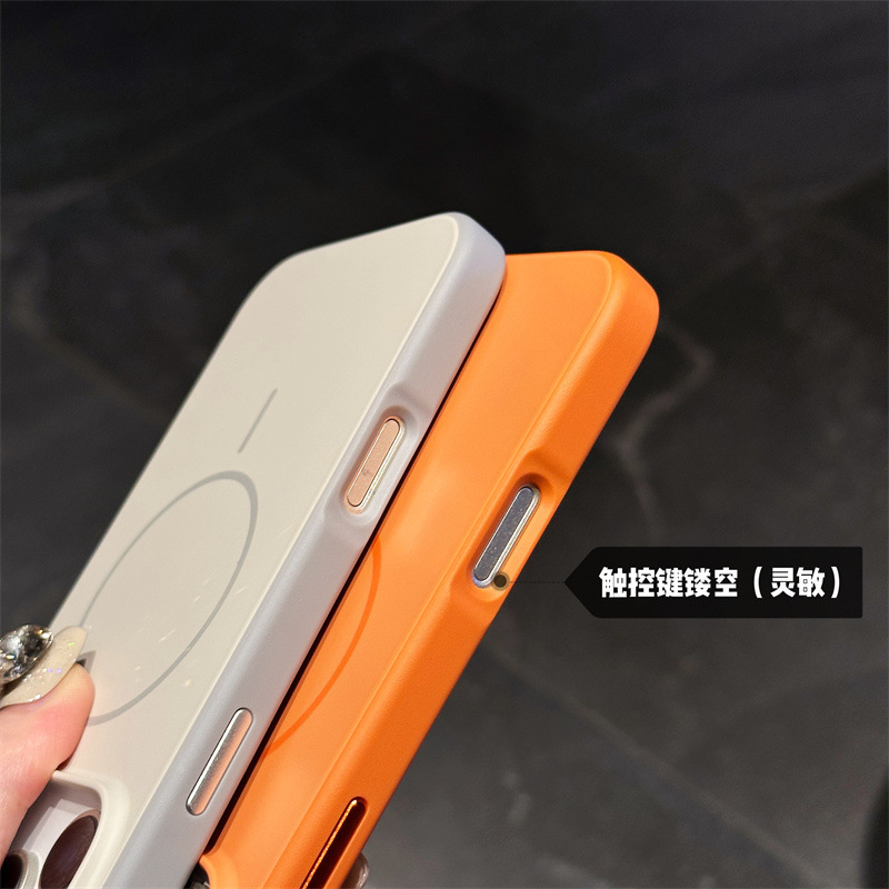 适用苹果16promax大孔纯色优盾手机壳iPhone17轻薄磨砂肤感磁吸壳|undefined