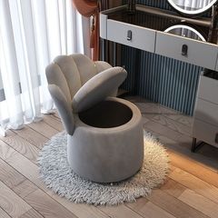 軽くて豪華なネットの赤い化粧の椅子の家庭用怠け者の寝室の物置は背もたれの椅子の化粧の腰掛けのネイルアートの収納の腰掛けを収納します。