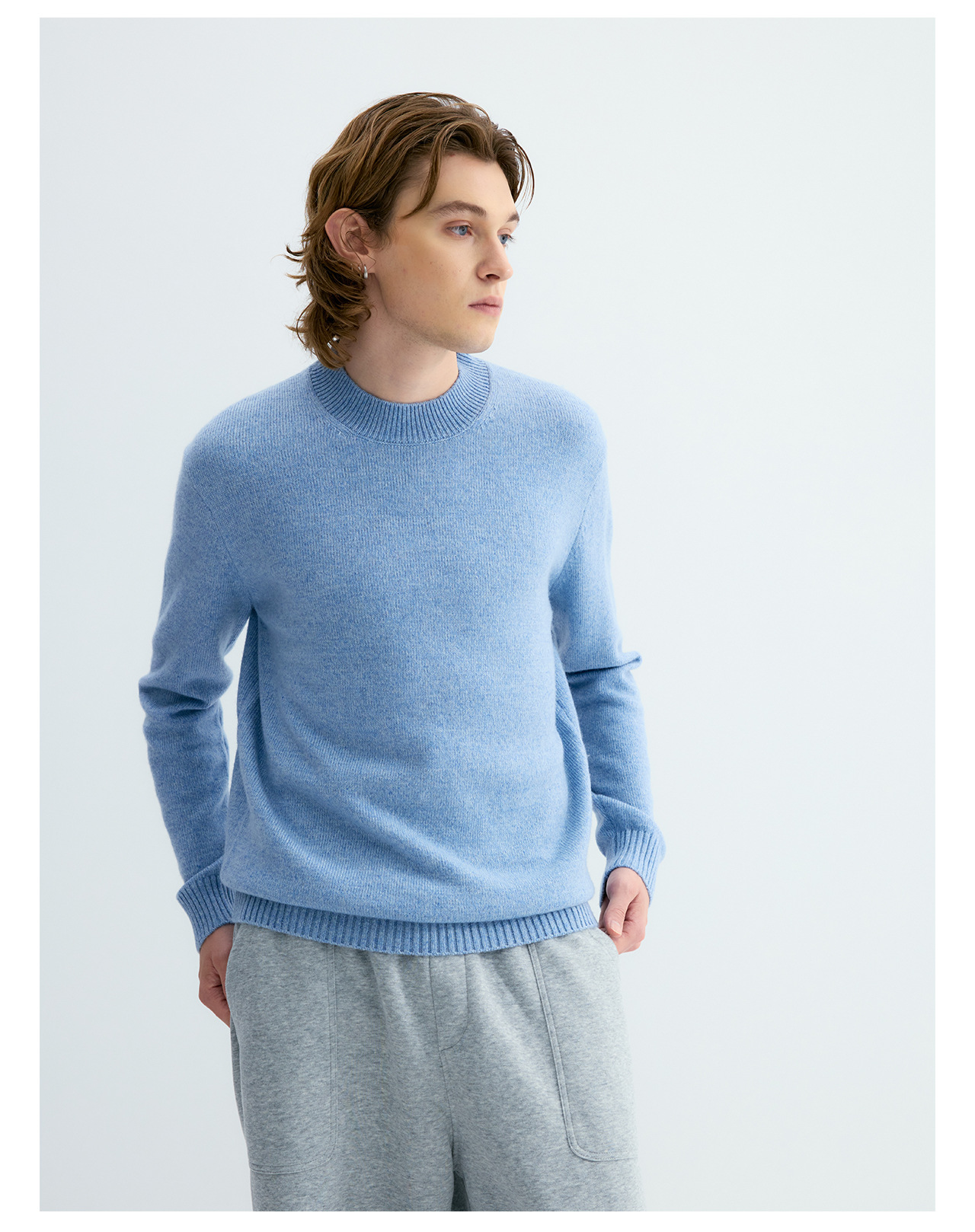 UNF 430g Snowflake Crewneck Wool Sweater
