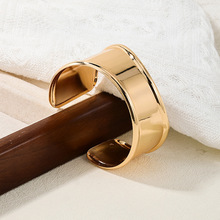 �W�����sͨ�����1ֻ���ԕr�Ў׺ν����_�ڌ���Ůʿ���C����