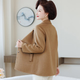 妈妈秋冬装羊毛呢加厚保暖外套2025新款中老年女装气质减龄上衣，女装毛呢外套，妃慕昵服饰