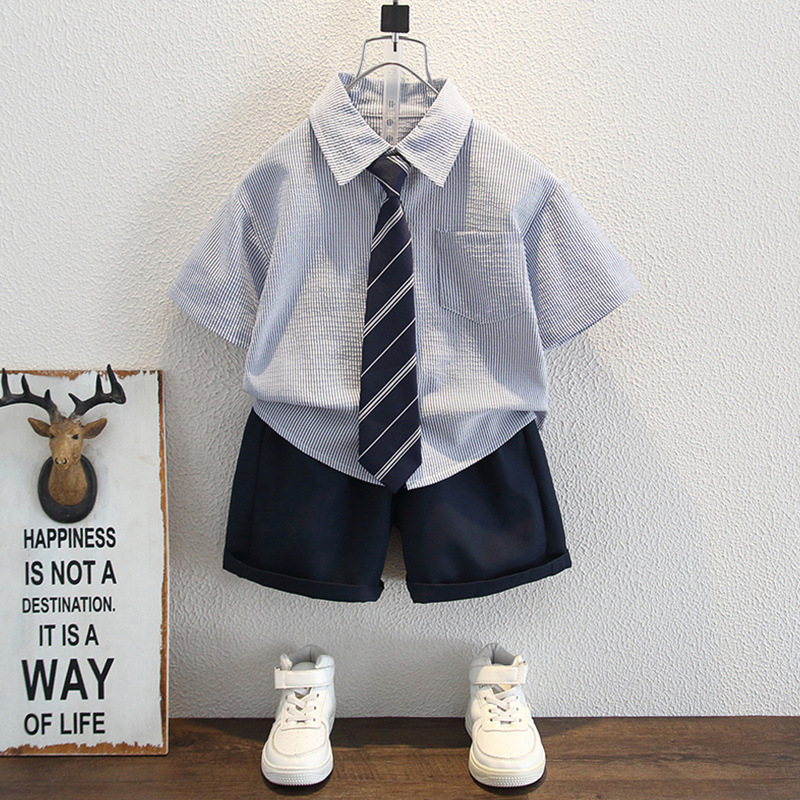 7945 vestido de corbata universitaria infantil 2024 verano nuevo estilo traje para niños y niñas tesoro para hombres camisa del día del niño traje de rendimiento