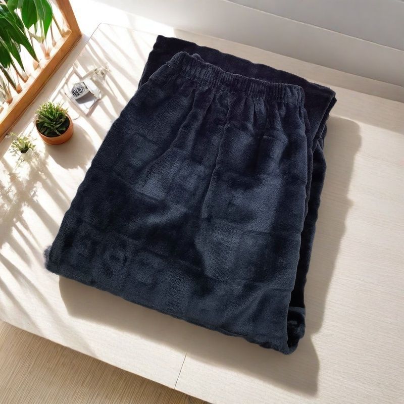 2025 otoño y invierno de franela gruesa pijamas de color sólido para hombres y mujeres de tamaño caliente se pueden usar pantalones de mediana edad y pantalones caseros