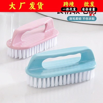 Кисть обуви для домашнего обихода в общежитии