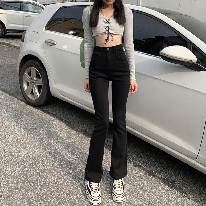 2_928384711418445824