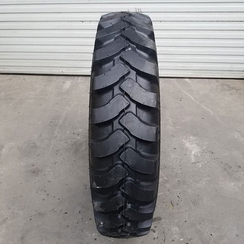 1200-20轮胎 挖掘机轮胎 12.00-20工程机械轮胎