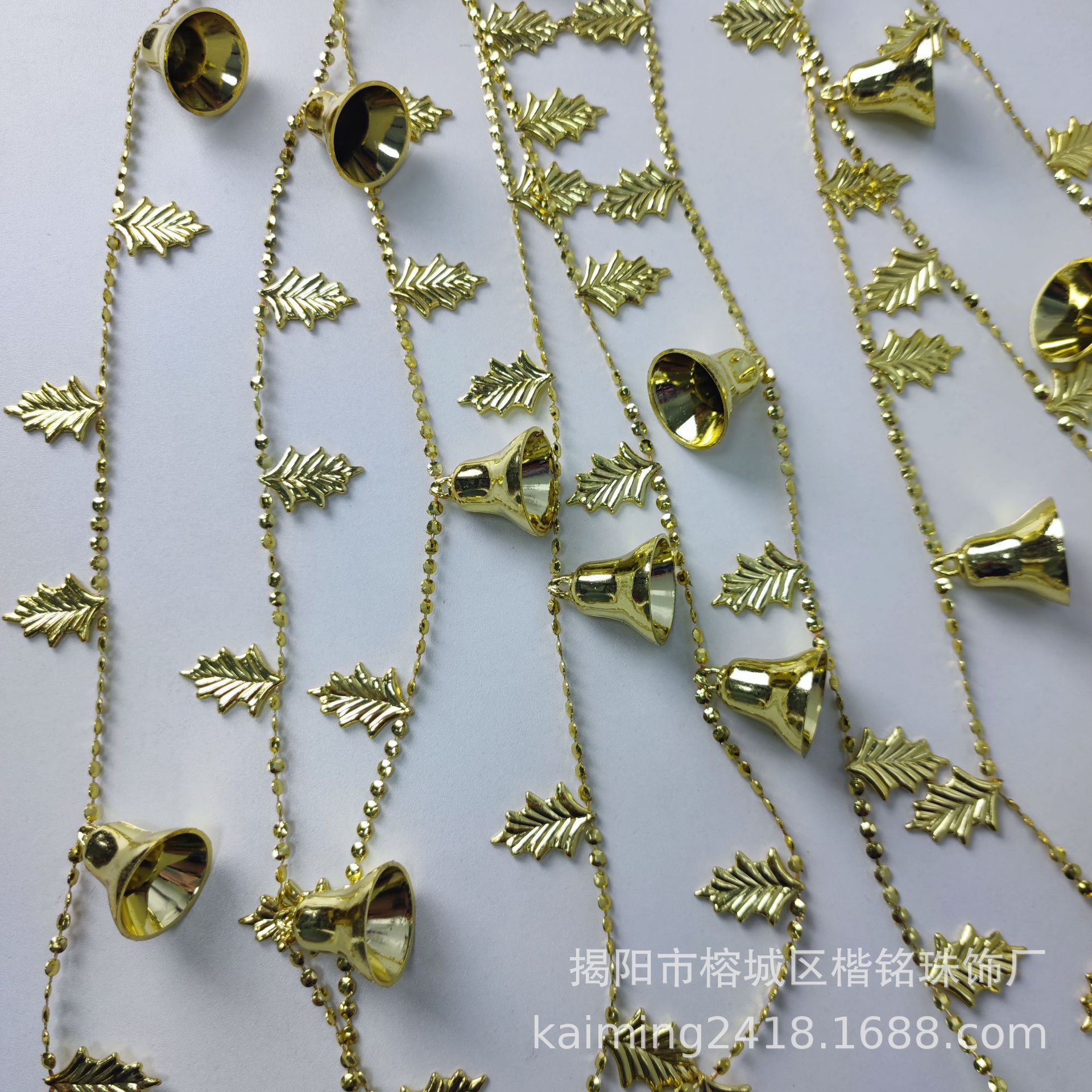 �羳����ʥ���ڳ�������װ������ ʥ����װ�ιҼ� ʥ����������