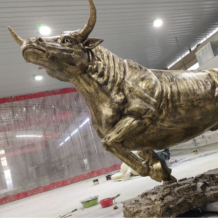 Escultura de plástico reforzado con fibra de vidrio muñeca de dibujos animados al aire libre cabeza de puerta tridimensional decoración imitación cobre fundición de cobre centro comercial jardín belleza Chen