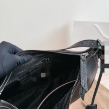 P���_ʮ�ּyţƤ�̽��������ǰ�б��μ����Ů����Ʒ�|2VH155