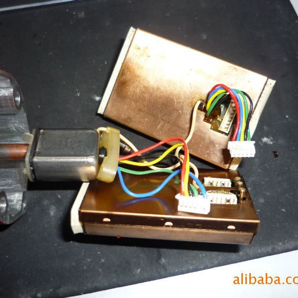 Профессиональный ремонт и ремонт различных импортных датчиков перемещения, таких как MTS, BALLUFF Balluff