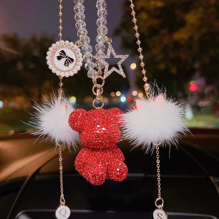Carta opcional diamante incrustado sentado oso coche colgante personalidad creativa Piel de visón coche espejo retrovisor colgante moda mujer