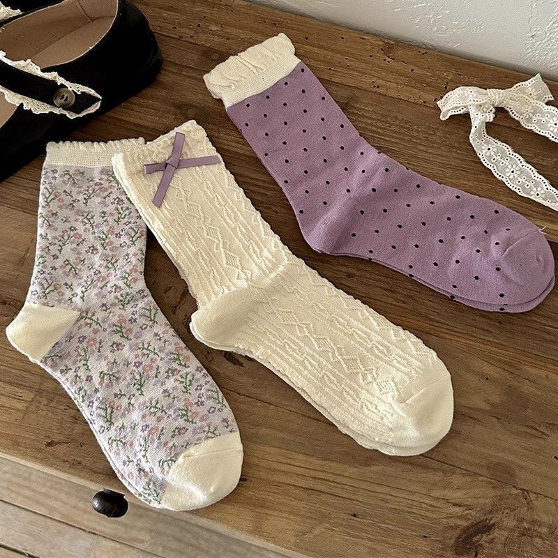 Cottagecore Vintage Soft Cotton Ruffle Edge Ribbon Crew Socks For Romantic Outfits Detail View 1