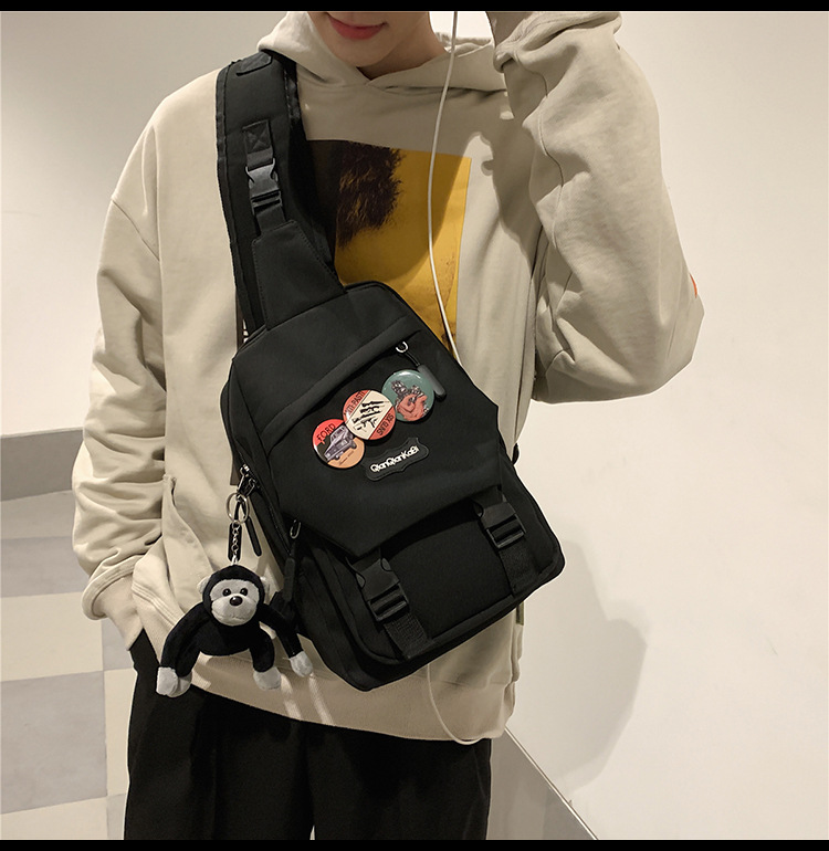 2023 New Leisure Large Capacity Chest Outdoor Versatile Sports Shoulder Bag Waterproof Couple Mobile Phone Student_voghion.com