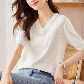 白色短袖t恤女2024新款设计感小众上衣薄款显瘦针织体恤夏季小衫