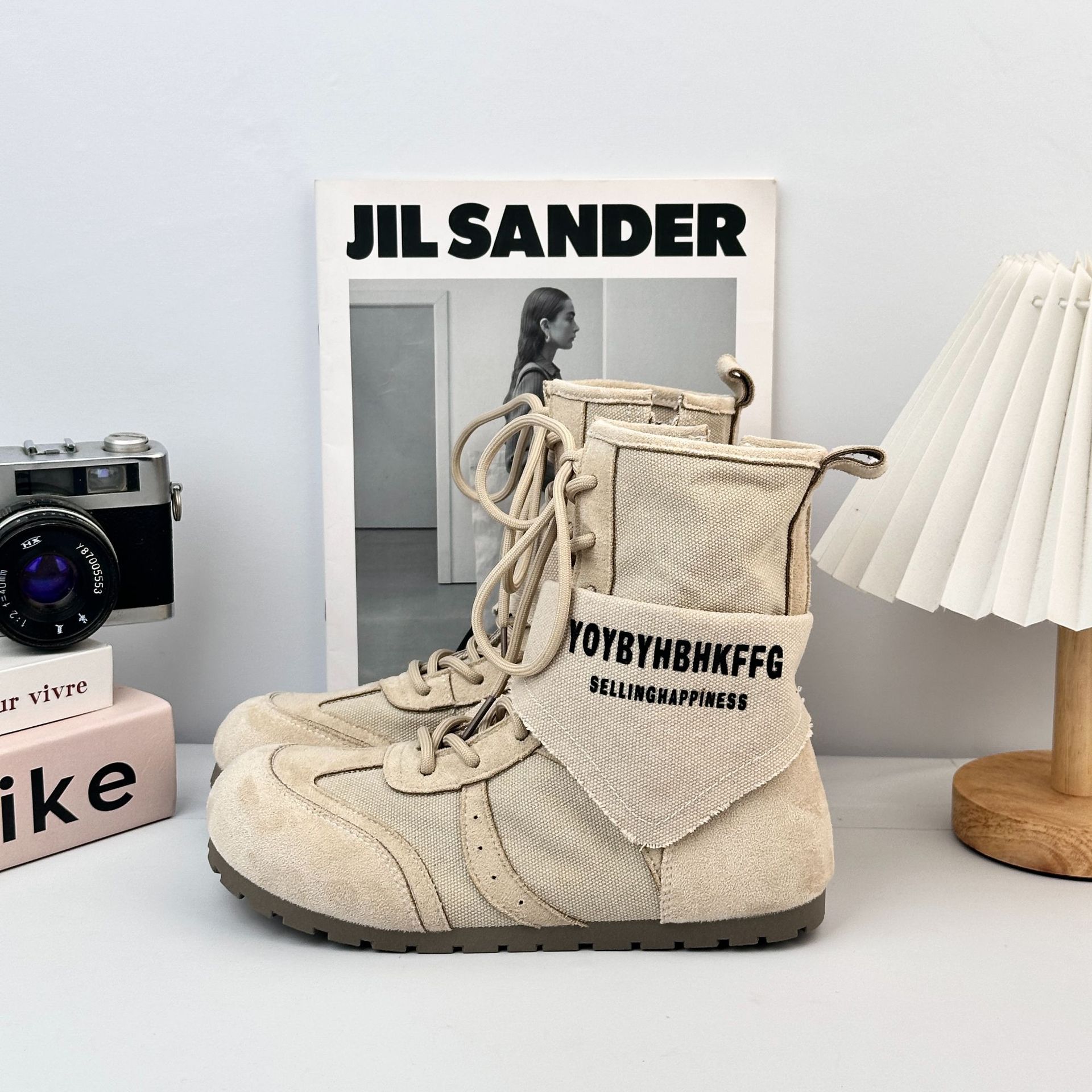 YUANBO retro botas de trabajo para mujeres 2025 otoño nuevas botas cortas casuales para mujeres que usan botas Martin de tamaño medio