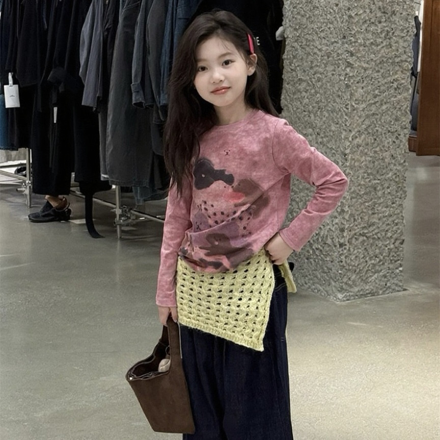 Cross-border girls' T-shirt autumn collection 2026 new style, fashionable little girl tie-dye long-sleeved base shirt, versatile for autumn.