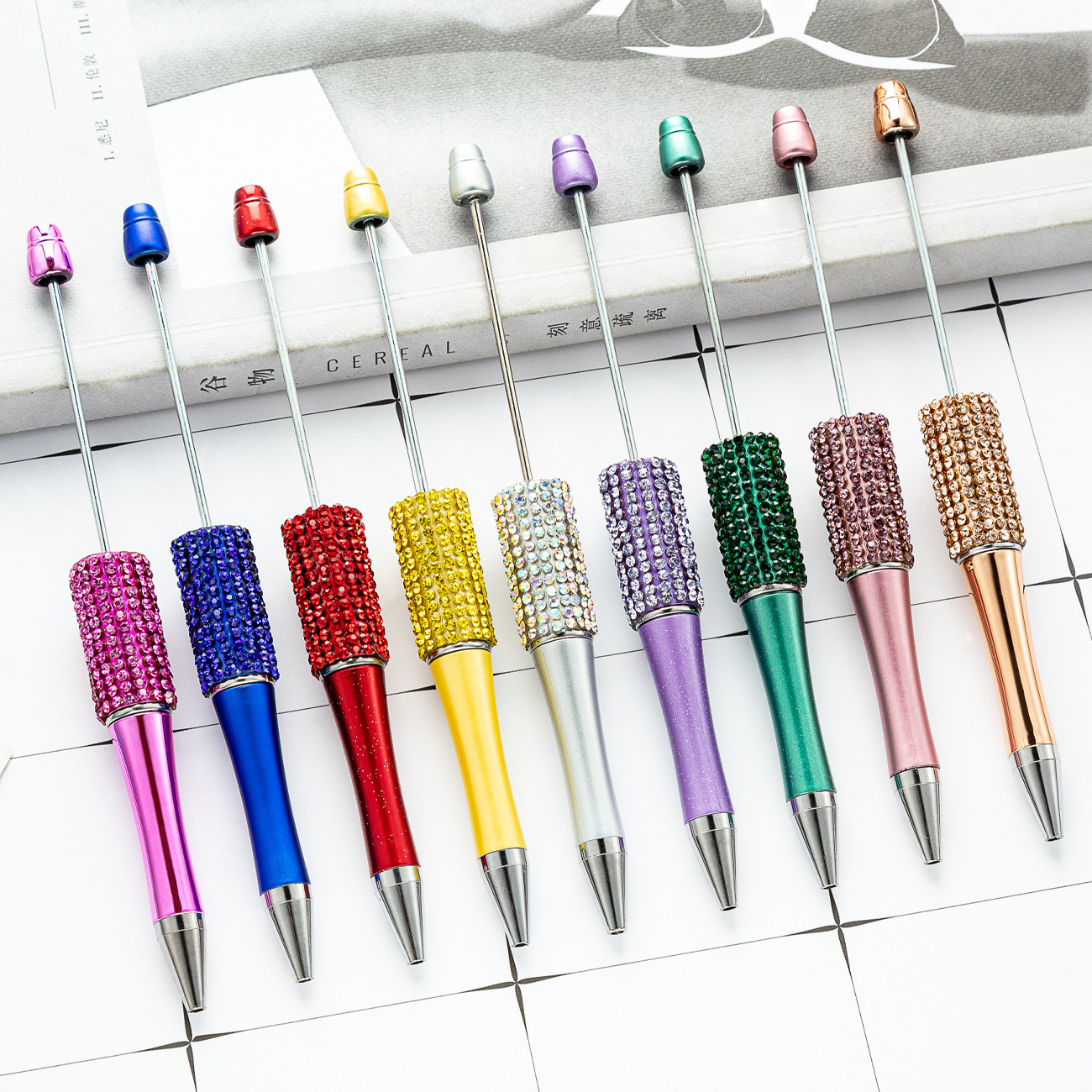 Bolígrafo de diamante creativo bolígrafo de bola de plástico DIY al por mayor bolígrafo de bola de diamante desmontable manual