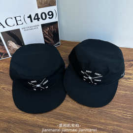美式简约时针绣花平檐鸭舌帽男女街头嘻哈滑板平顶帽宽檐棒球帽子