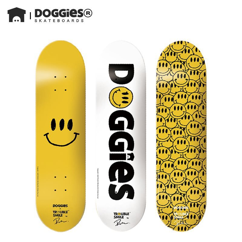 Doggies初学者成人青少年双翘滑板 板面送砂纸/整板-笑脸活力板