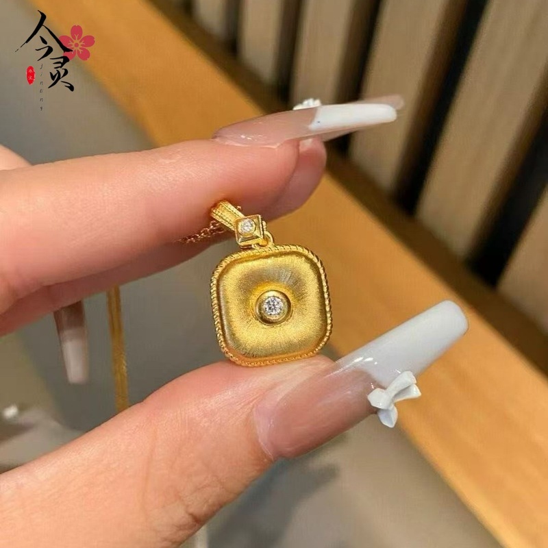 沙金饰品福运平安扣方形吊坠项链女款仿真金小众轻奢高级感颈链|undefined