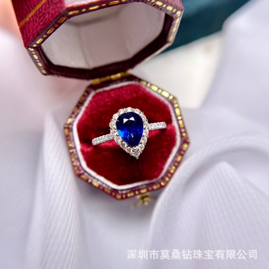 Sapphire ring