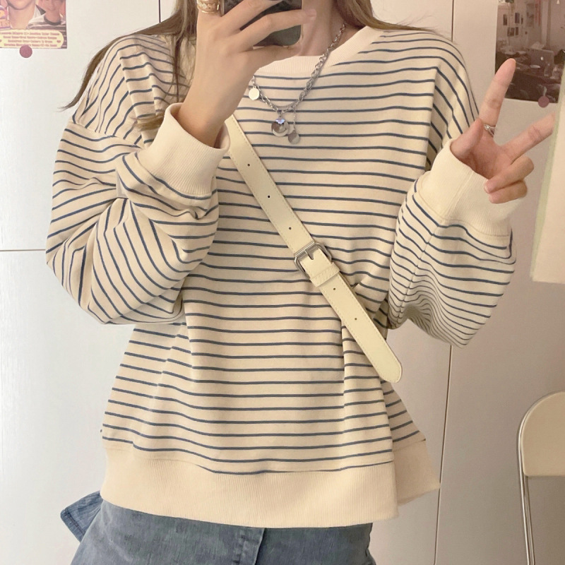 Women's Sweatshirt Early Autumn 2025 New Korean Style Loose Design Striped Top Round Neck Pullover Long Sleeve T-Shirt Trendy Women's Sweatshirt Early Autumn 2025 New Korean Style Loose Design Striped Top Round Neck Pullover Long Sleeve T-Shirt Trendy