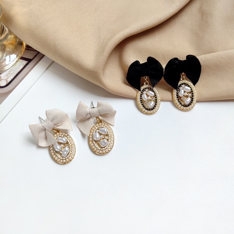 Elegant Bow Knot Inlay Alloy Pearl Drop Earrings display picture 4