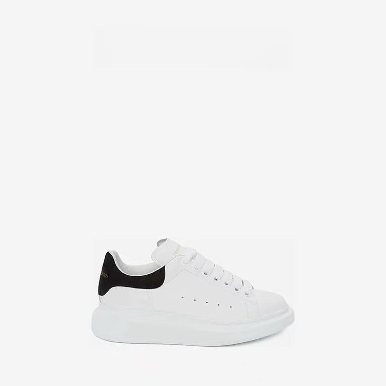 White shoes for beloved, sneakers
