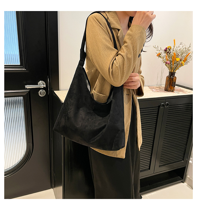 Cross-border suede large bag for women 2024 New style fashionable retro frosted tote bag for autumn and winter work and commuting bucket bag undefined