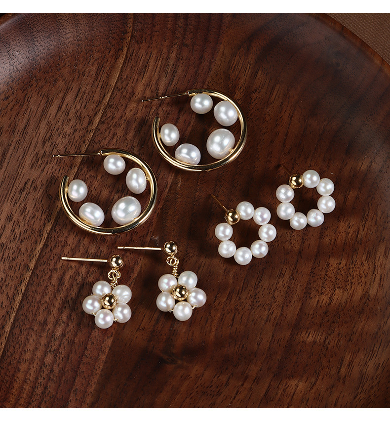11g Weight 925 Sterling Silver Ear Needle Material Freshwater Pearl, Pearl Inlay Material Earrings, Ear Studs Classification 1 Pair Quantity Holiday, Daily Occasion 925 Sterling Silver, Freshwater Pearl, Copper Material Geometric, Circle, Flower Pattern Women's Gender Inlay Design Simple Style Style 1 Pair 925 Sterling Silver Freshwater Pearl Copper Freshwater Pearl Pearl Freshwater Pearl Earrings Geometric Circle Flower Earrings Ear Studs 10