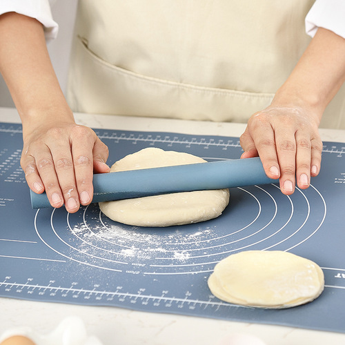 Home-use food-grade silicone rolling pin with scale, integrated all-in-one silicone non-stick rolling pin dumpling skin tool 