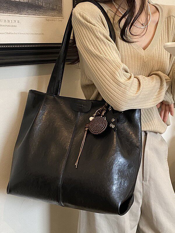Túi tote nữ cỡ lớn dáng shopping, đeo vai hai quai, chất liệu PU mềm, phong cách công sở — Màu cà phê Không có mặt dây chuyền, Màu nâu không có mặt dây chuyền, Rượu vang đỏ không có mặt dây chuyền, kaki không có mặt dây chuyền